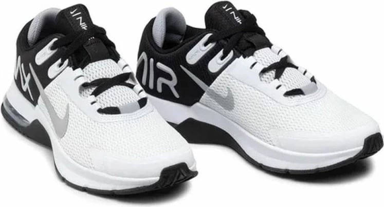 Atlete Nike për meshkuj, të bardha