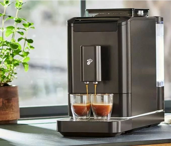 Aparat kafeje automatik, Tchibo, Esperto2 Caffe 650614, 19 bar, 1.4 L, mulli integruar, double cup, e zezë