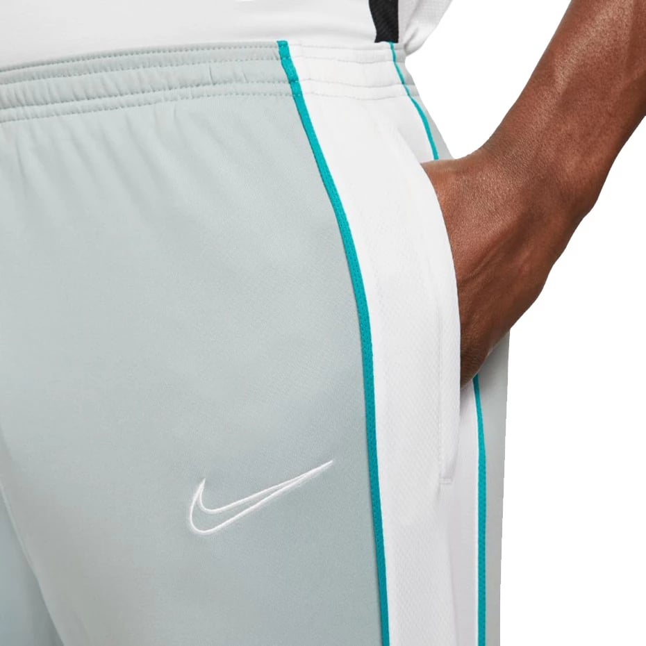 Pantallona sportive për meshkuj Nike, gri