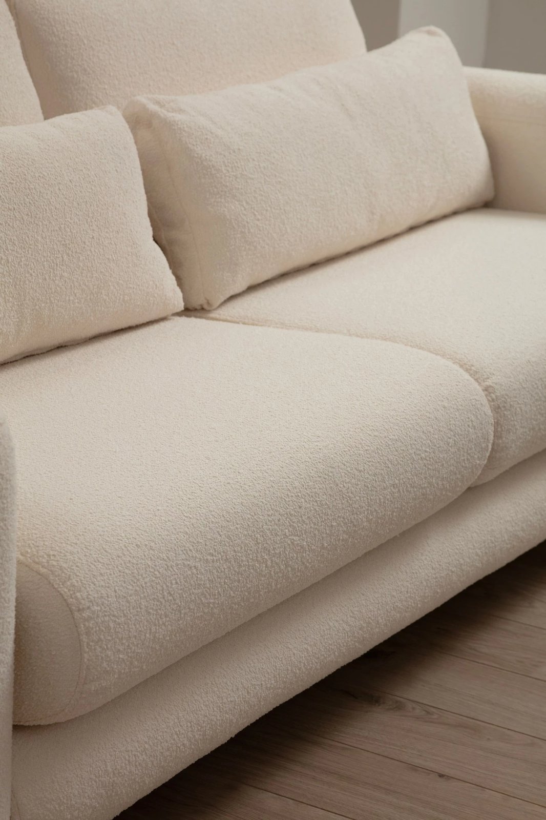 Divan treshe Atelier del Sofa, ngjyrë krem, Lily