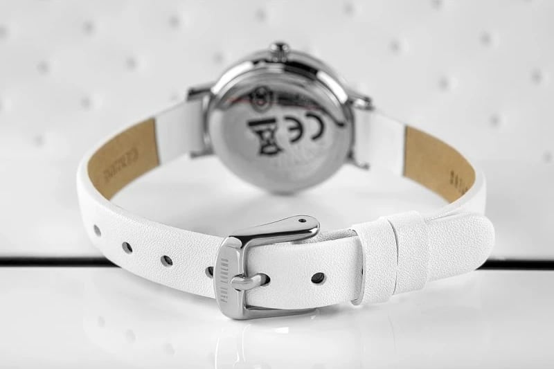 Orë dore për fëmijë Paul Lorens, vajza, e bardhë