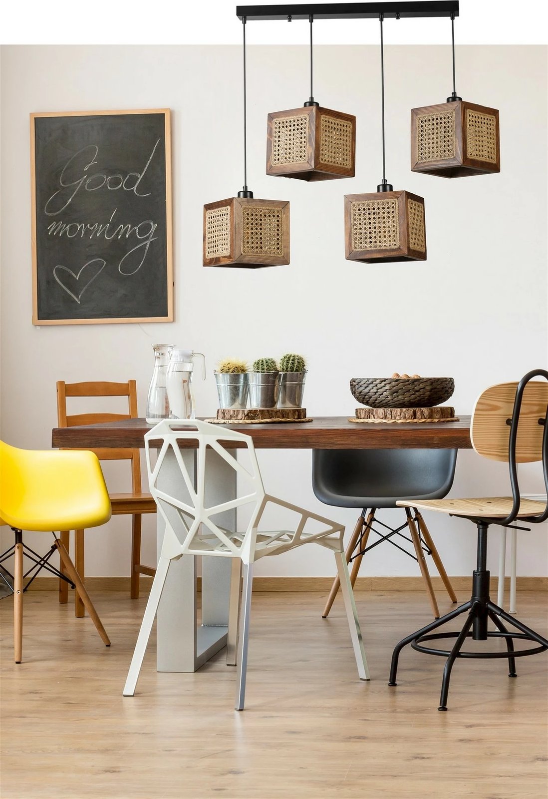 Llambadar Opviq, 8700-6, dru bredhi, kapak ratan, ngjyrë arre