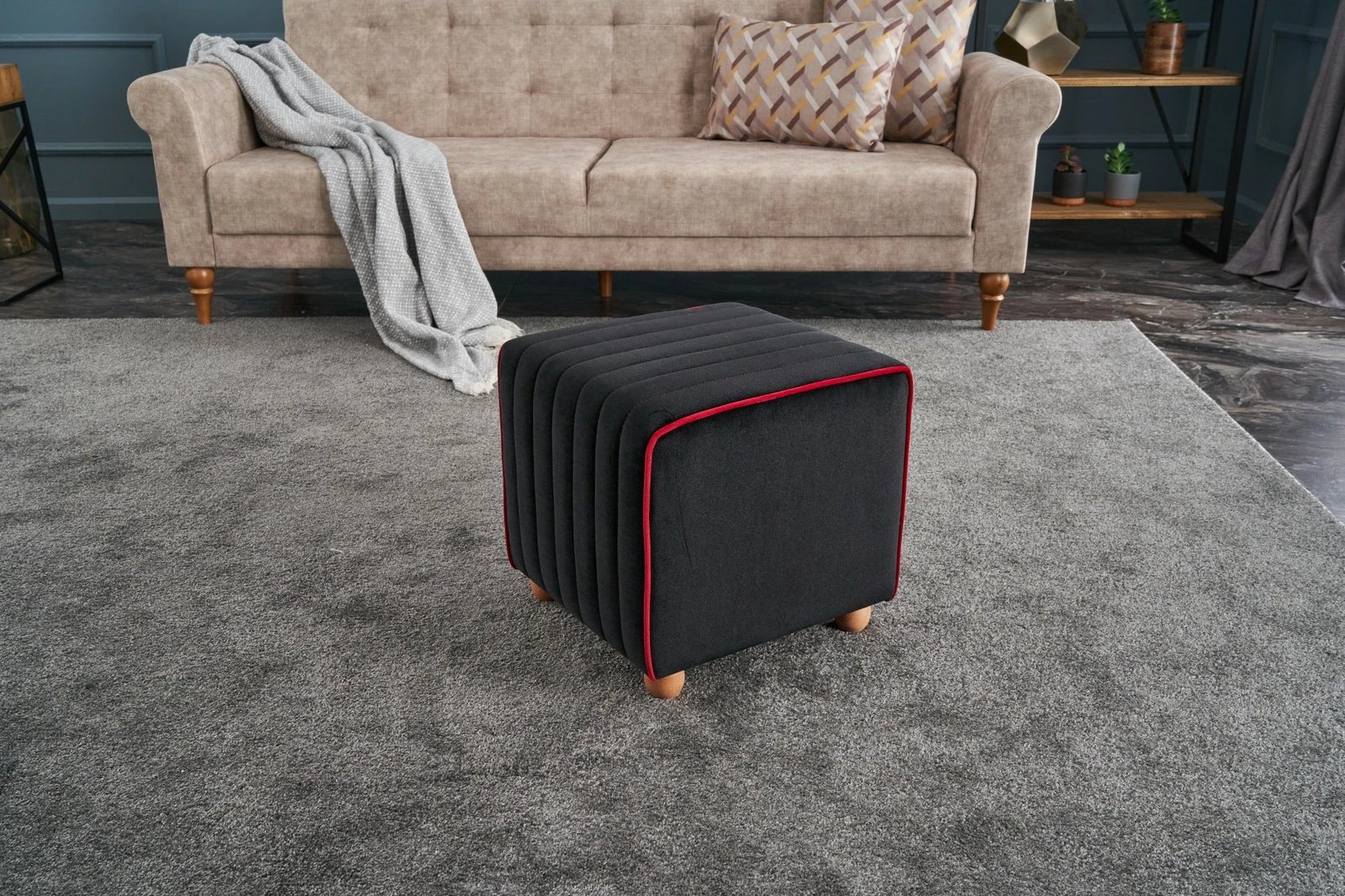 Puf Mona, Atelier del Sofa, anthracite me rozë Puf Mona, Atelier del Sofa, anthracite me rozë