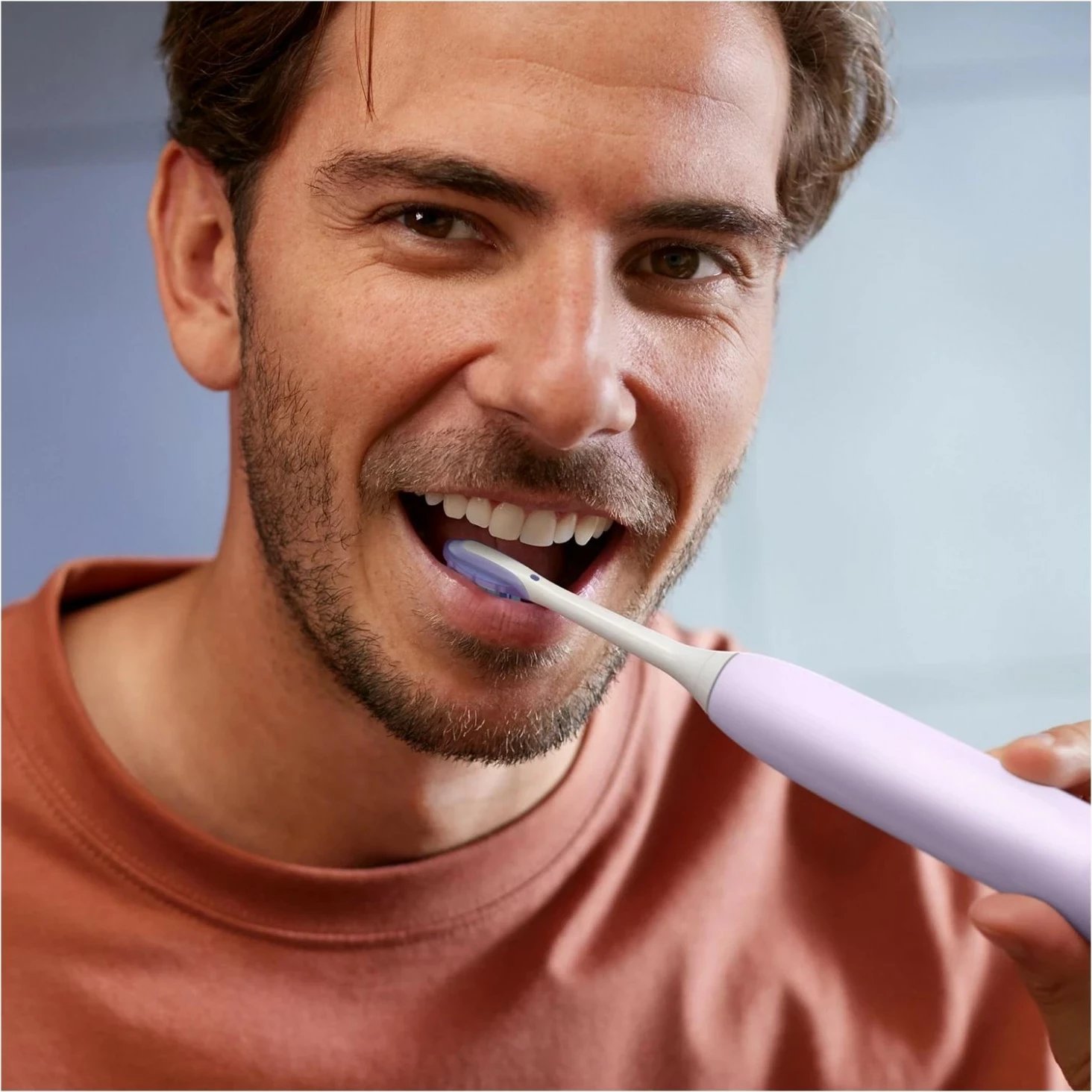 Furçë dhëmbësh sonike Philips Sonicare 5 HX3792/12, 5 mënyra pastrimi, ekran interaktiv, rozë