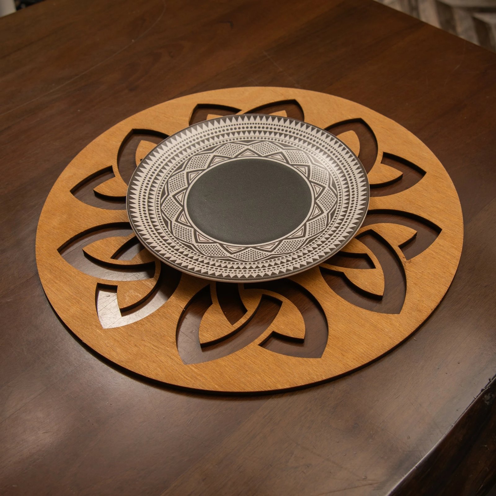 Set nënshimesh tavoline prej druri, 4 copë, Hermia, Lugh, ngjyrë arre