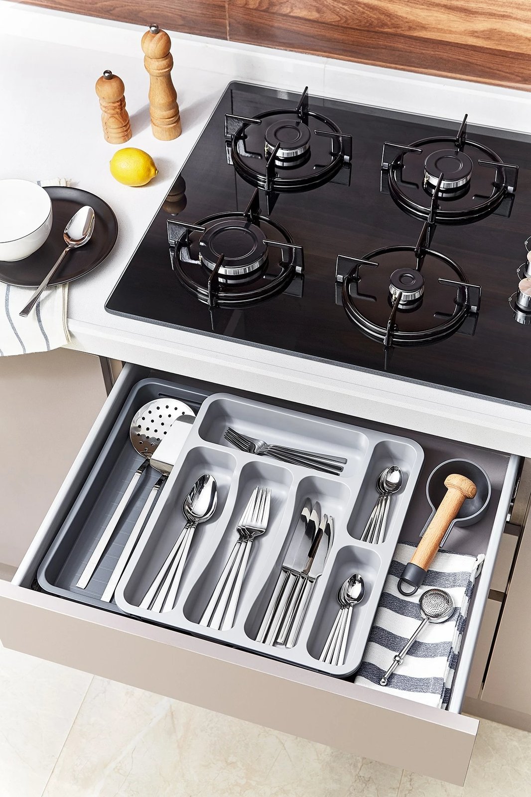 Mbajtës për takëme, ngjyrë gri, Hermia Concept, Drln-Tek