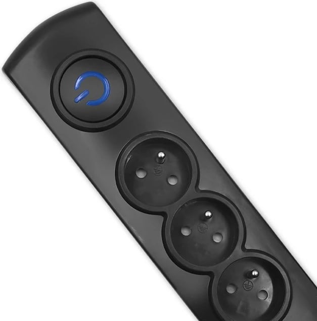 Prizë mbrojtëse Qoltec 50114 me 8 dalje, 3m, e zezë Prizë mbrojtëse Qoltec 50114 me 8 dalje, 3m, e zezë