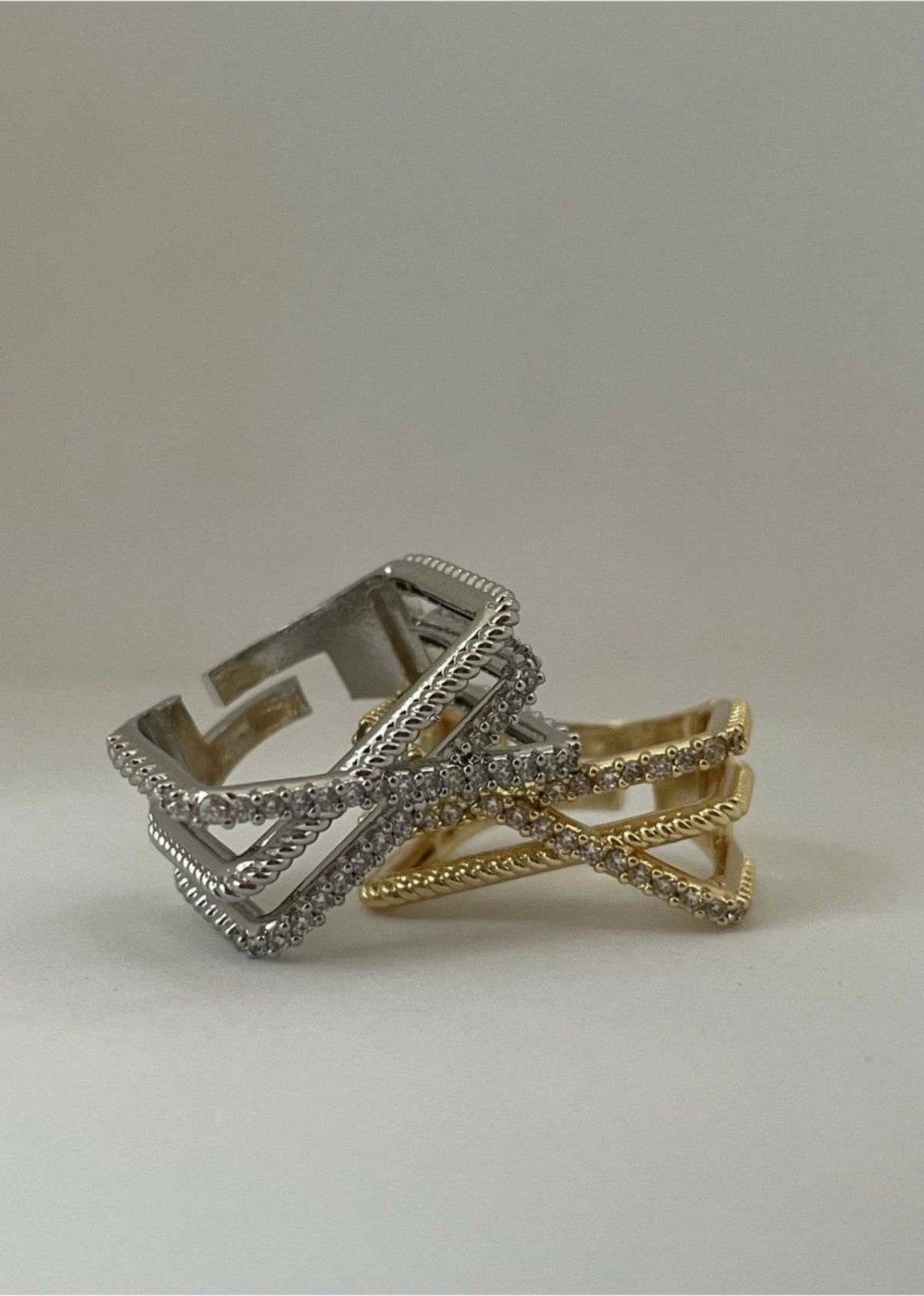 Unazë argjendi Jumeon, KPEGMSA223