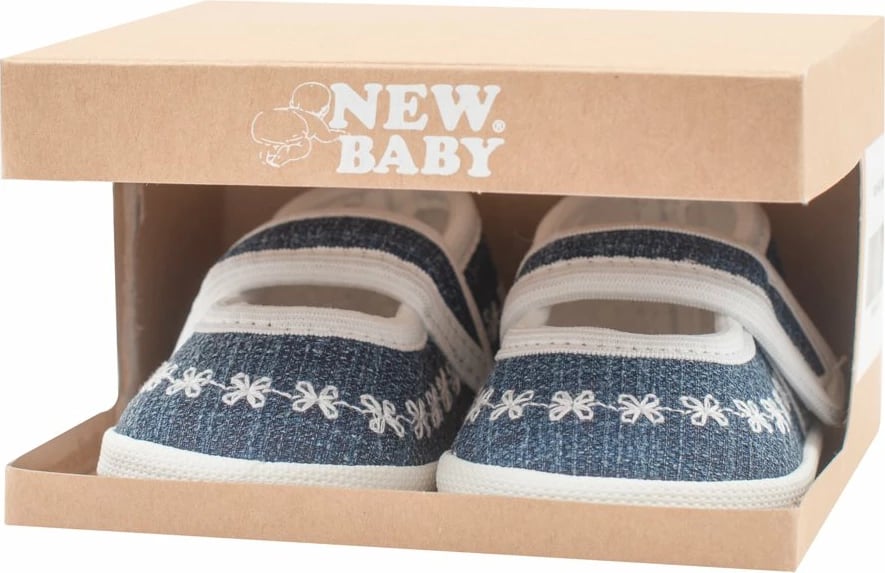 papuçe bebe NEW BABY Jeans 0-3 muaj, shollë e hollë sintetike 10 cm, mbyllje me Velcro, për vajza, të bardha
