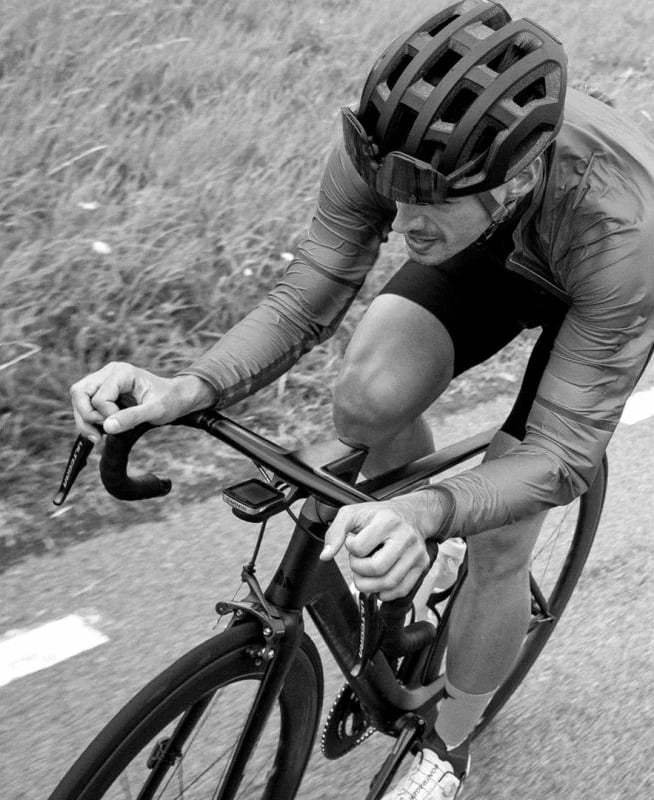 Helmetë biçiklete POC, unisex, e zezë