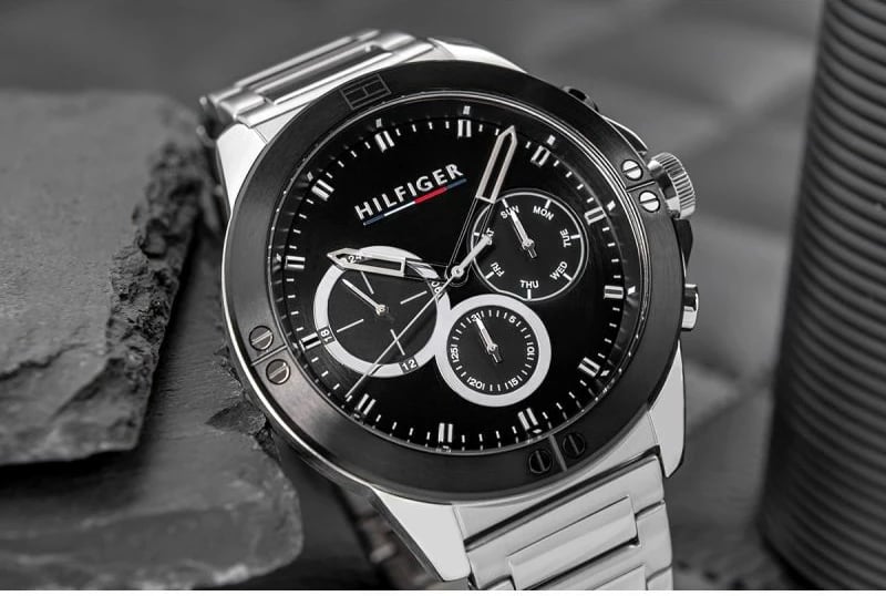 Orë dore për meshkuj Tommy Hilfiger, argjendtë