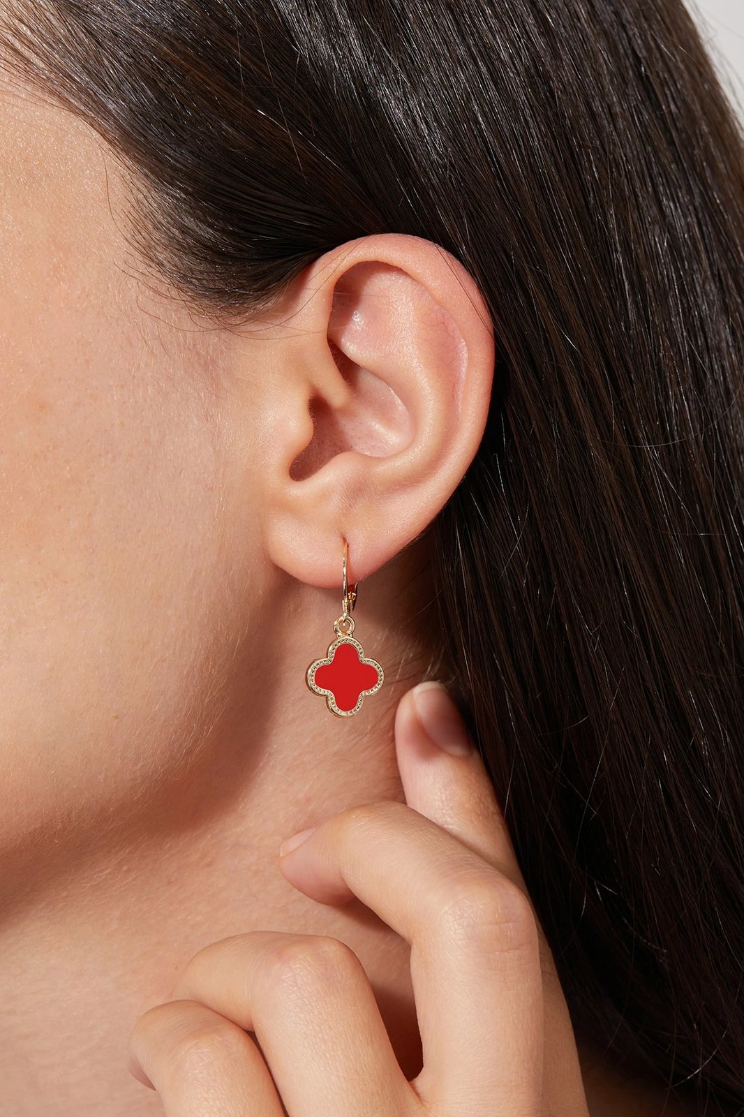 Vathë metalik, ngjyrë ari, dizajn me katërfletësh të kuq, CY9857