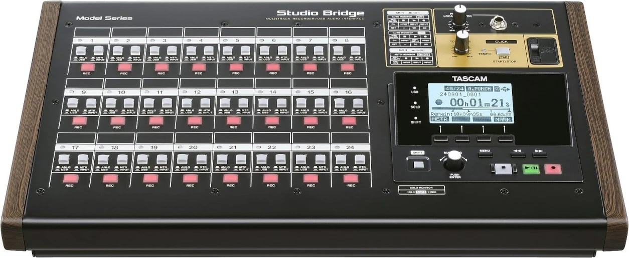 Regjistrues audio portativ TASCAM Studio Bridge, 24 kanale, ndërfaqe audio/MIDI, e zezë