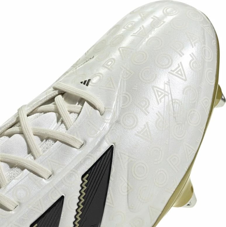 Atlete futbolli për meshkuj adidas, të bardha Atlete futbolli për meshkuj adidas, të bardha