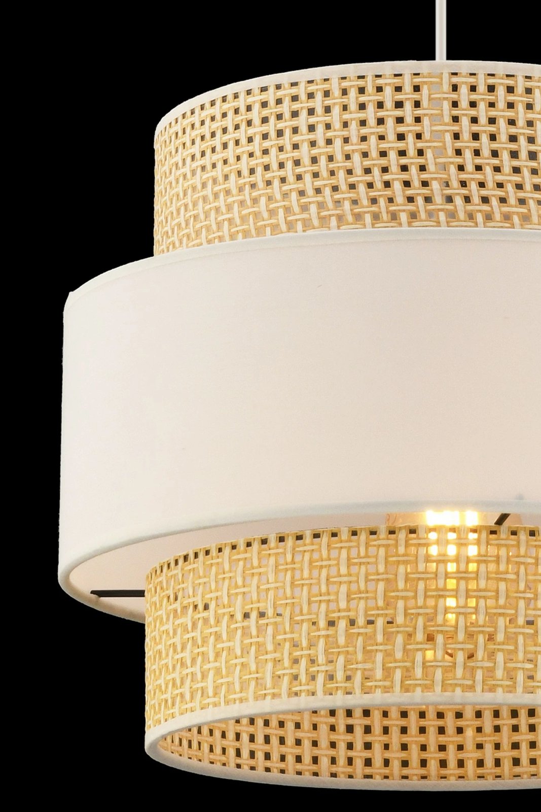 Llambë tavani Opviq, Cascade Hazeran, ngjyrë camel dhe e bardhë Llambë tavani Opviq, Cascade Hazeran, ngjyrë camel dhe e bardhë