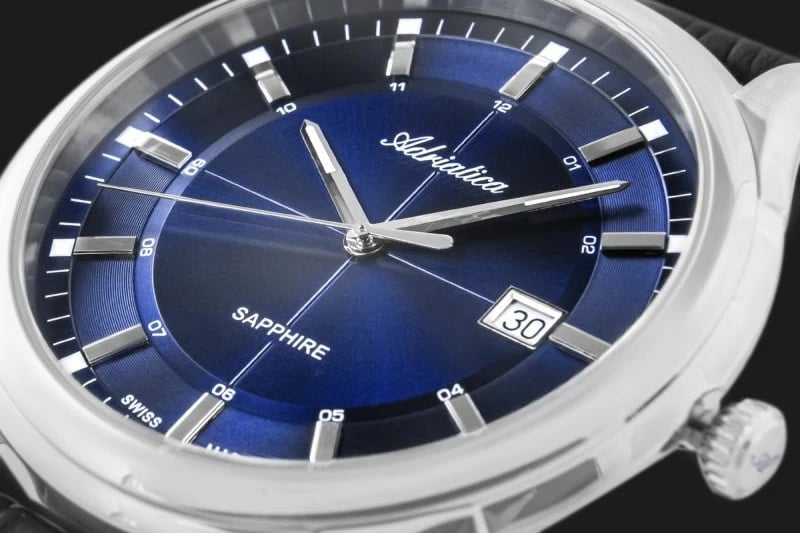 Orë dore për meshkuj Adriatica, e zezë