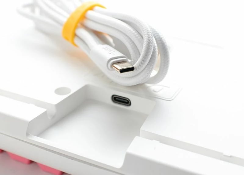 Tastierë gaming Ducky One 3, rozë