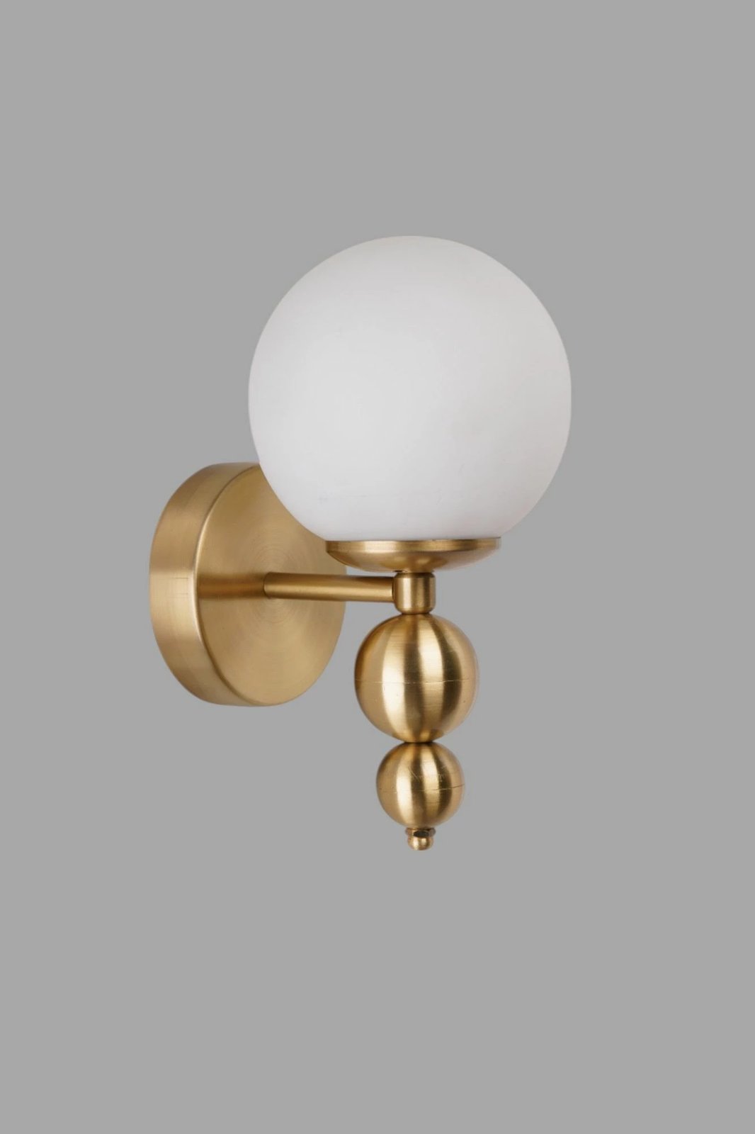 Llambë muri Opviq, 9050-1A, e bardhë dhe e artë Llambë muri Opviq, 9050-1A, e bardhë dhe e artë