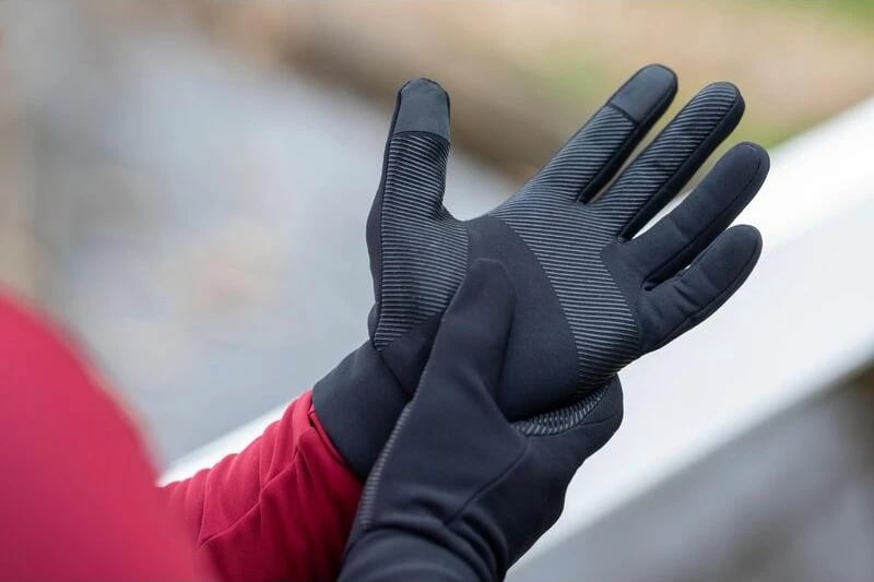 Doreza termale Rogelli, të zeza