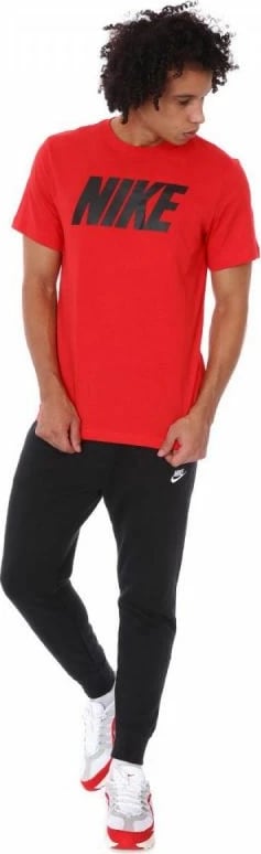Maicë Nike për meshkuj, e kuqe