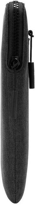 Mbështjellës Incase Compact Sleeve in Woolenex për MacBook Pro 13 (M2/M1/2020-2012) / MacBook Air 13 (M2/M1/2022-2018), i zi