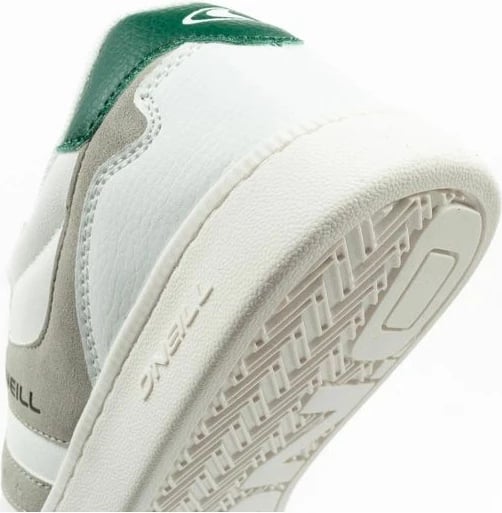 Atlete meshkuj O'Neill Ione, të bardha