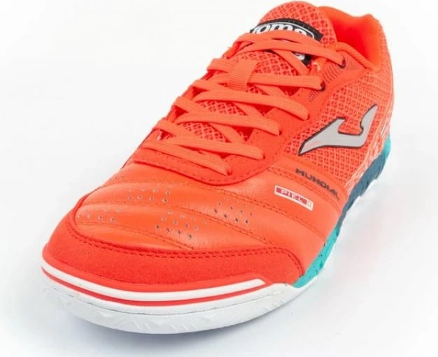 Atlete futbolli Joma, portokalli