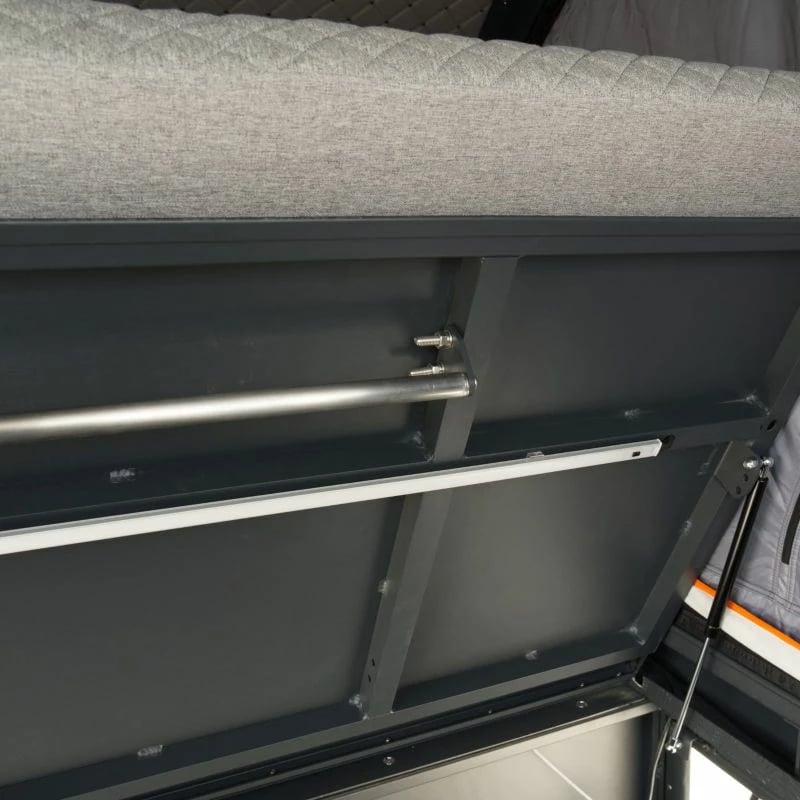 Kapsulë ndërtimi për kamioneta Offlander