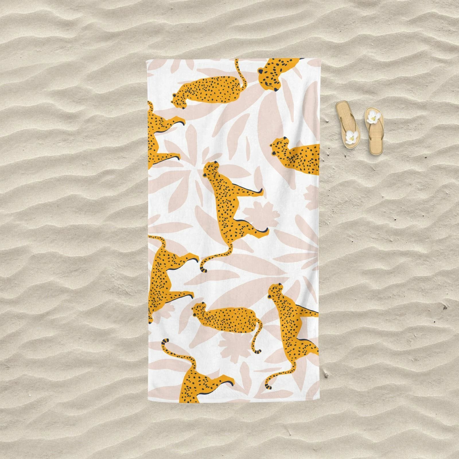 Peshqir plazhi Mijölnir, dizajn për fëmijë, shumëngjyrësh, 75x150cm Peshqir plazhi Mijölnir, dizajn për fëmijë, shumëngjyrësh, 75x150cm