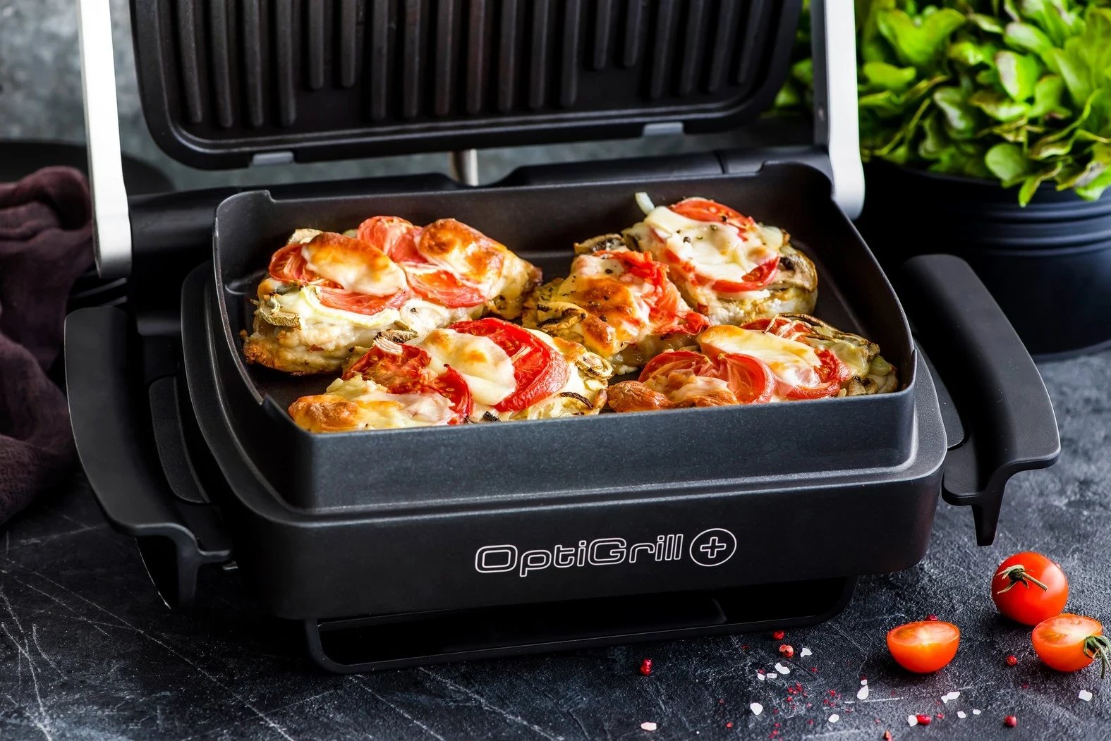 Grill kontakt Tefal GC724D, e zezë