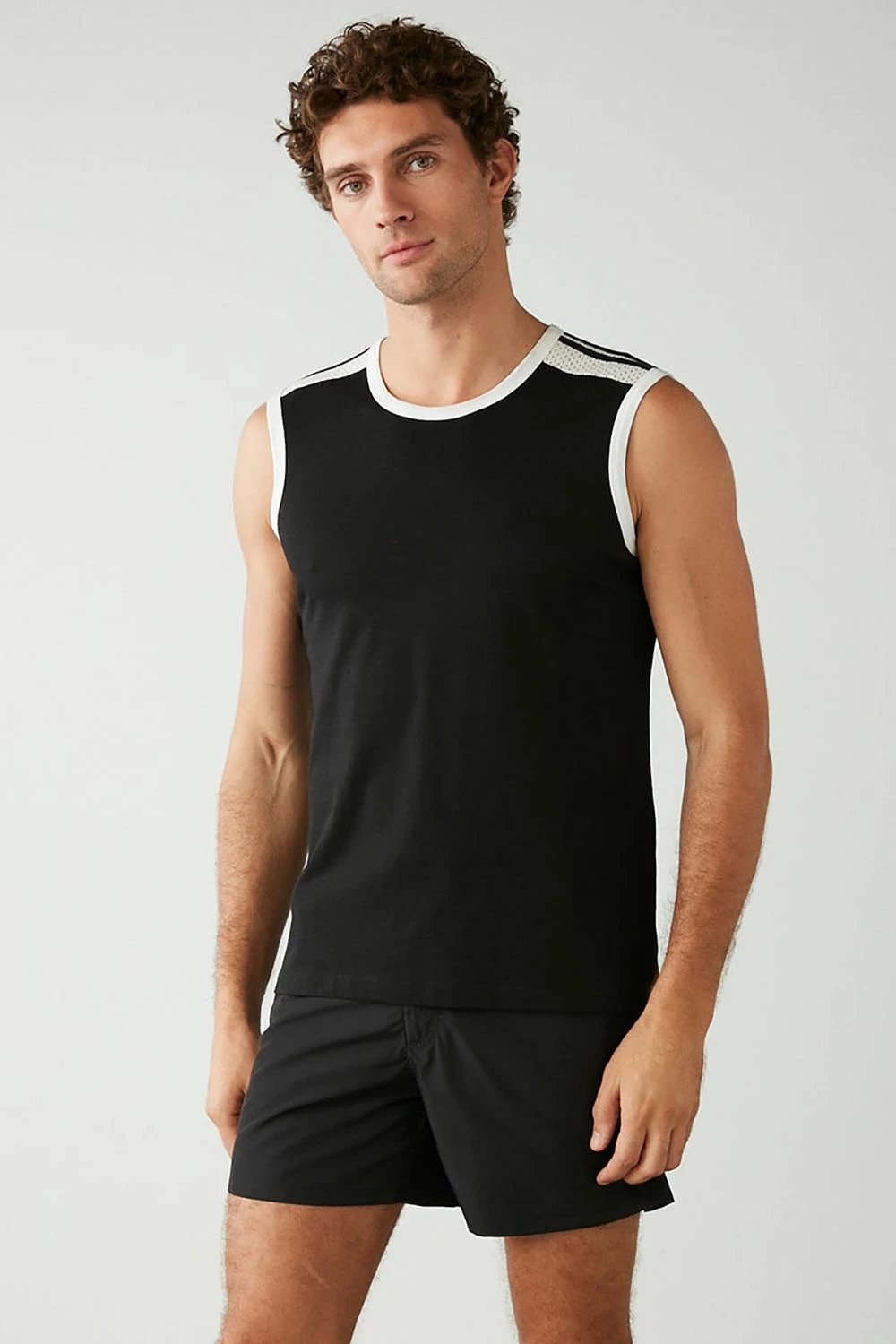 Fanellë e brendshme për meshkuj Jumeon, e zezë