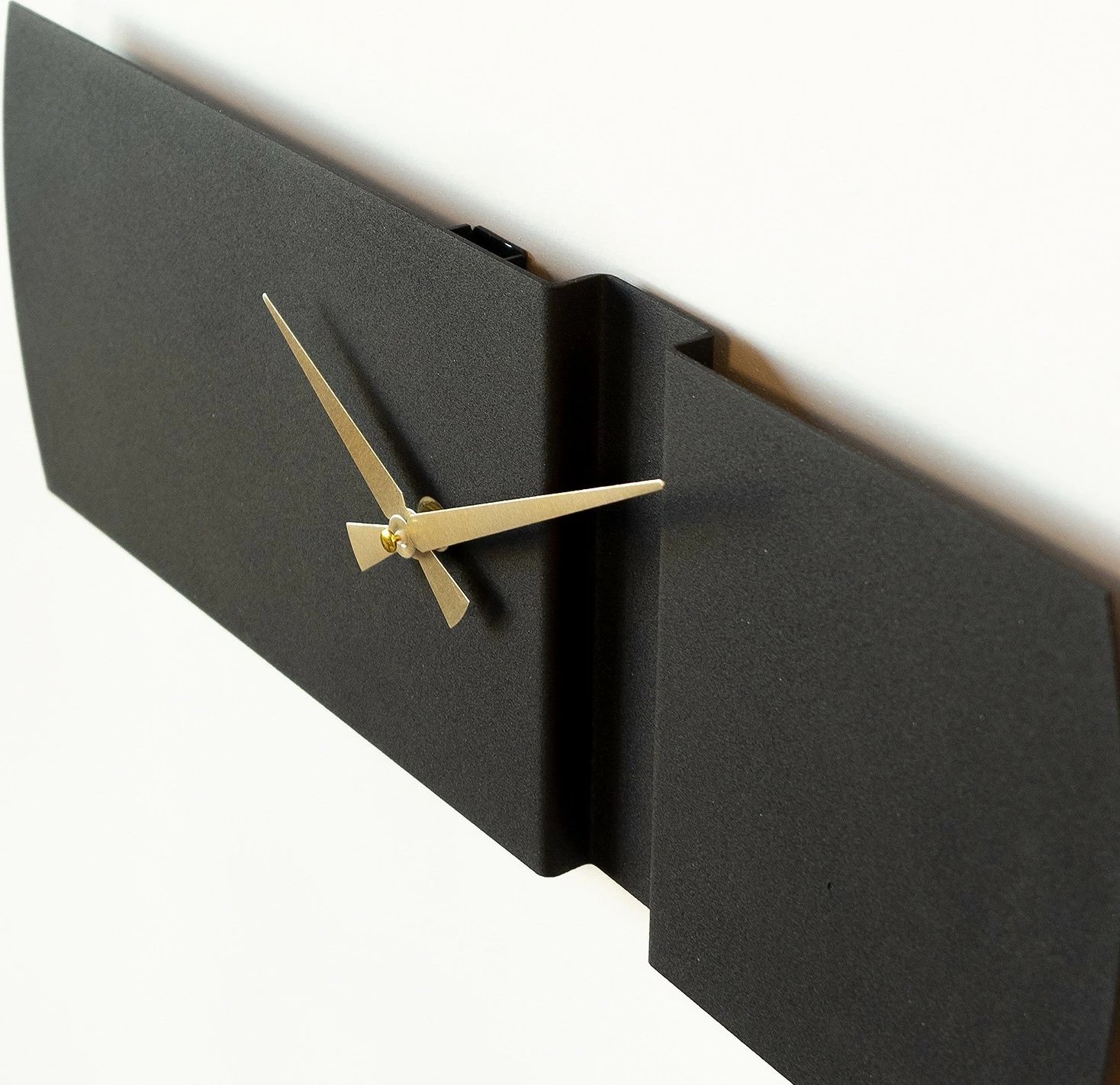 Orë muri dekorative prej metali Wallity, dizajn origami, e zezë dhe ari, APS097, 16x49cm