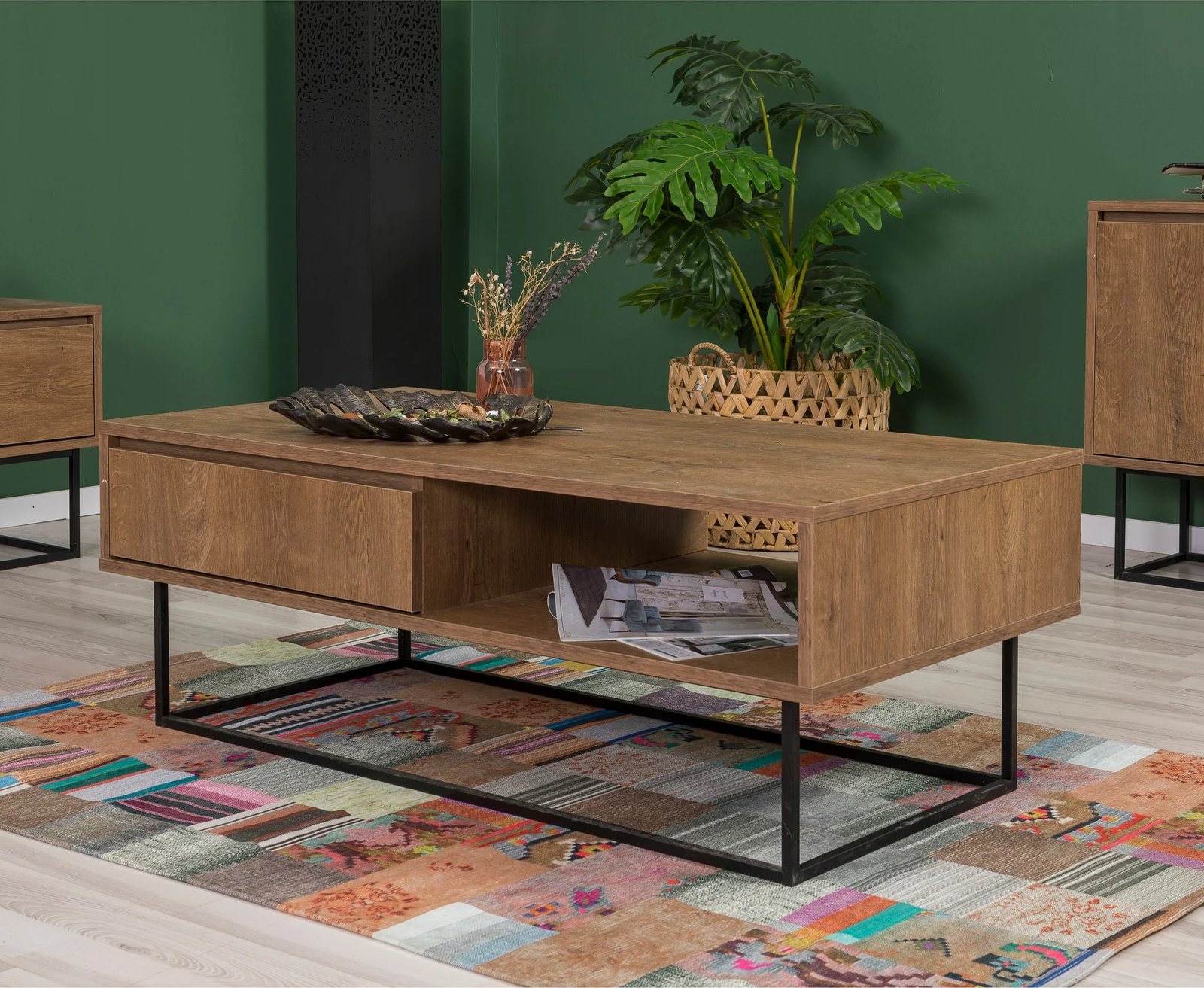 Set mobiljesh për dhomë dite Skye Decor, Laxus Takım 19, ngjyrë arre dhe e zezë