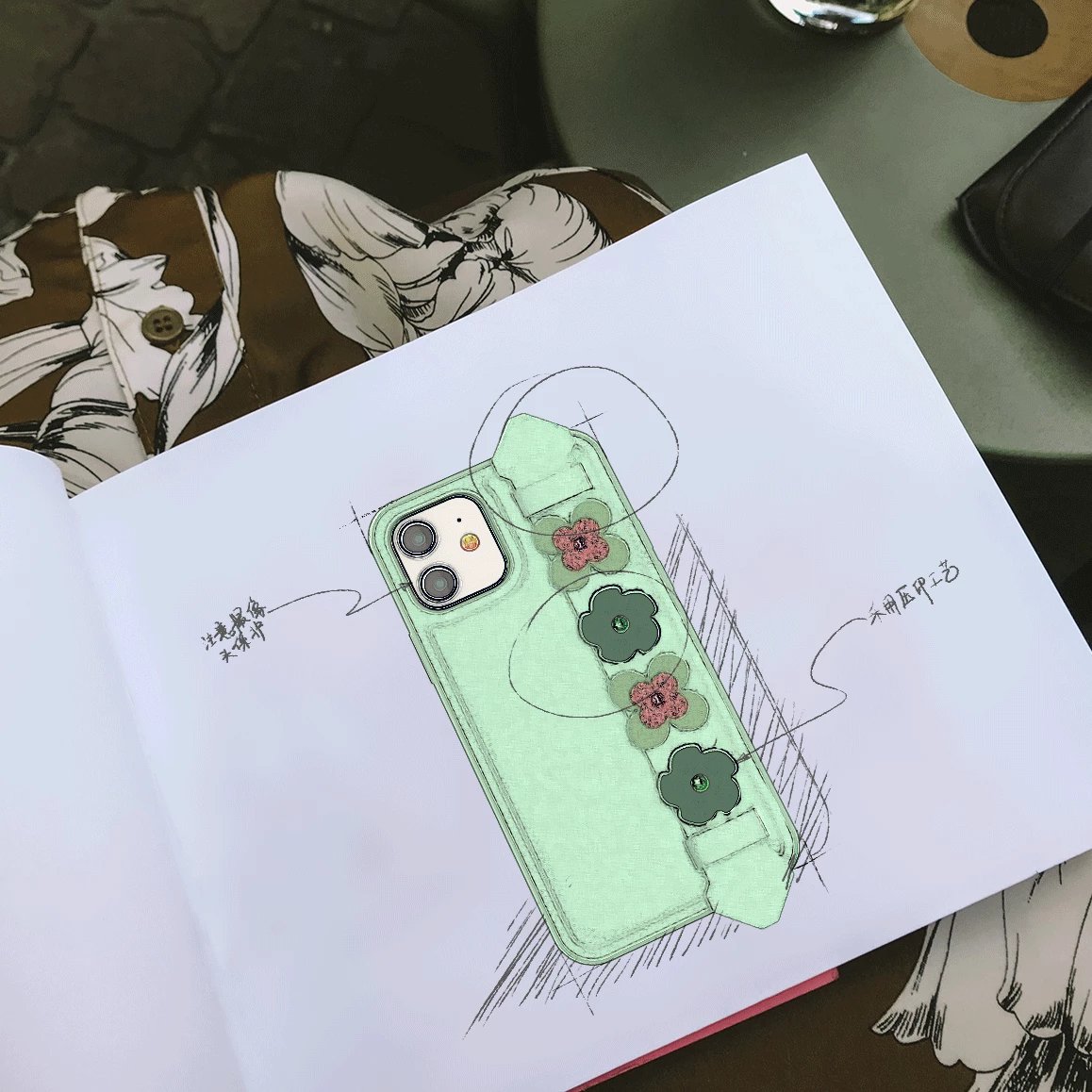 Mbështjellës Kingxbar Sweet Series për iPhone 12 Pro Max, me kristale Swarovski, me qëndrim, Gjelbër