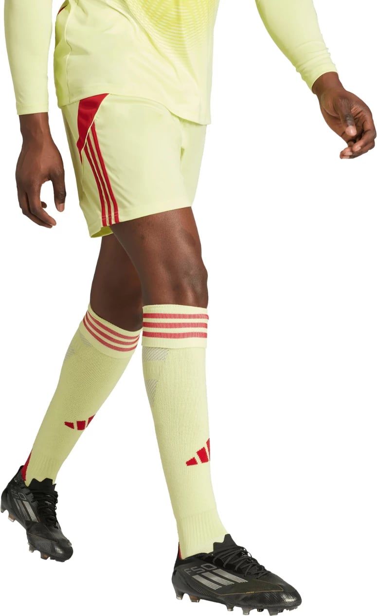 Shorce për meshkuj adidas, të verdha