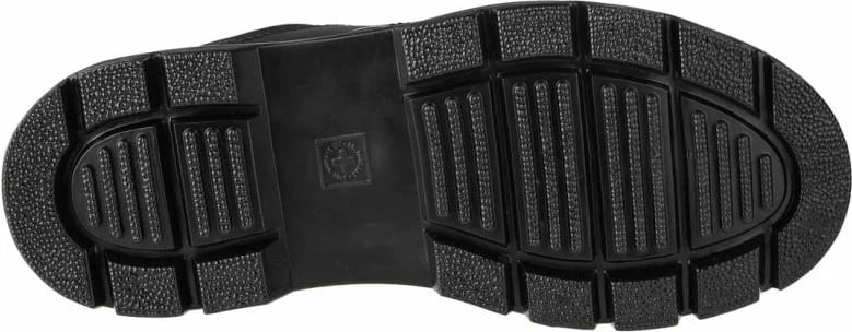 Atlete femra Dr Martens, të zeza