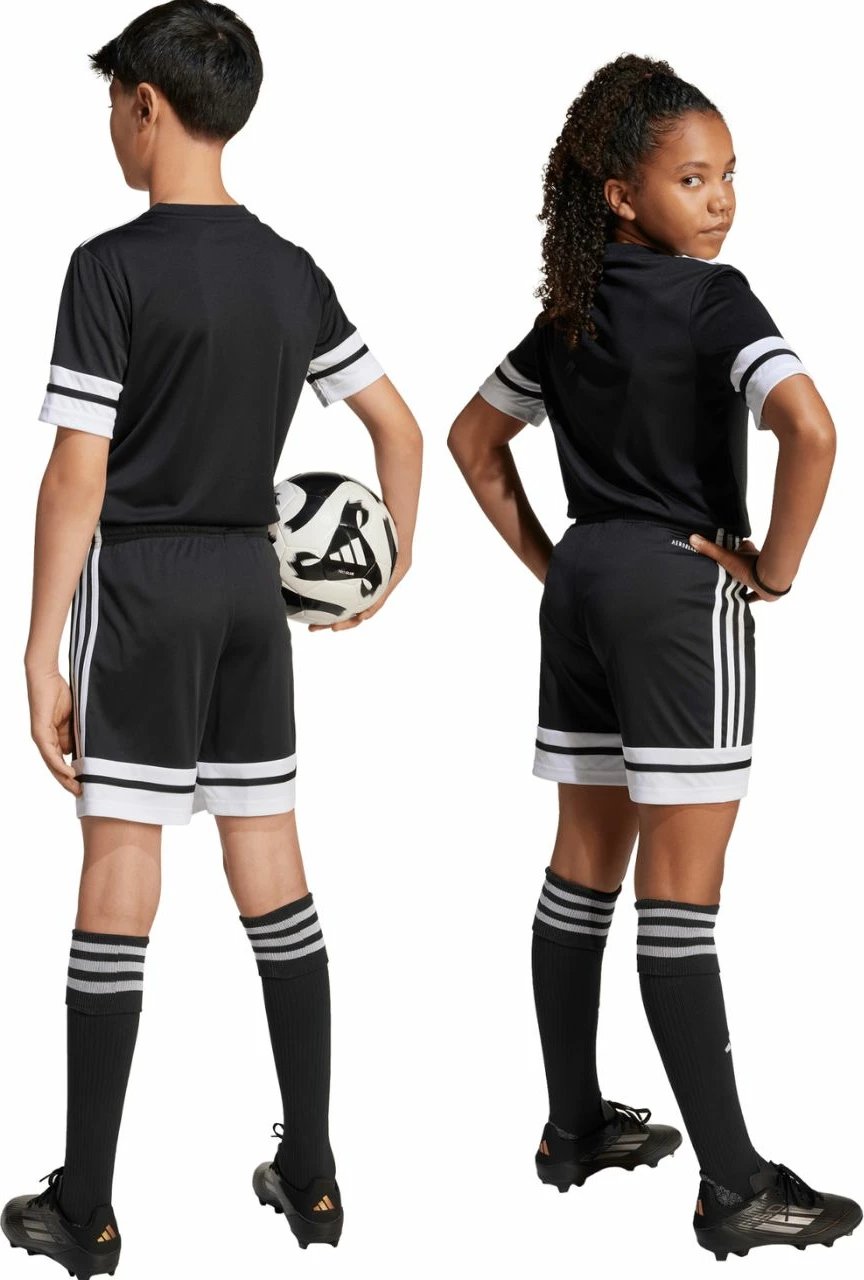 Shorce për fëmijë adidas, të zeza Shorce për fëmijë adidas, të zeza