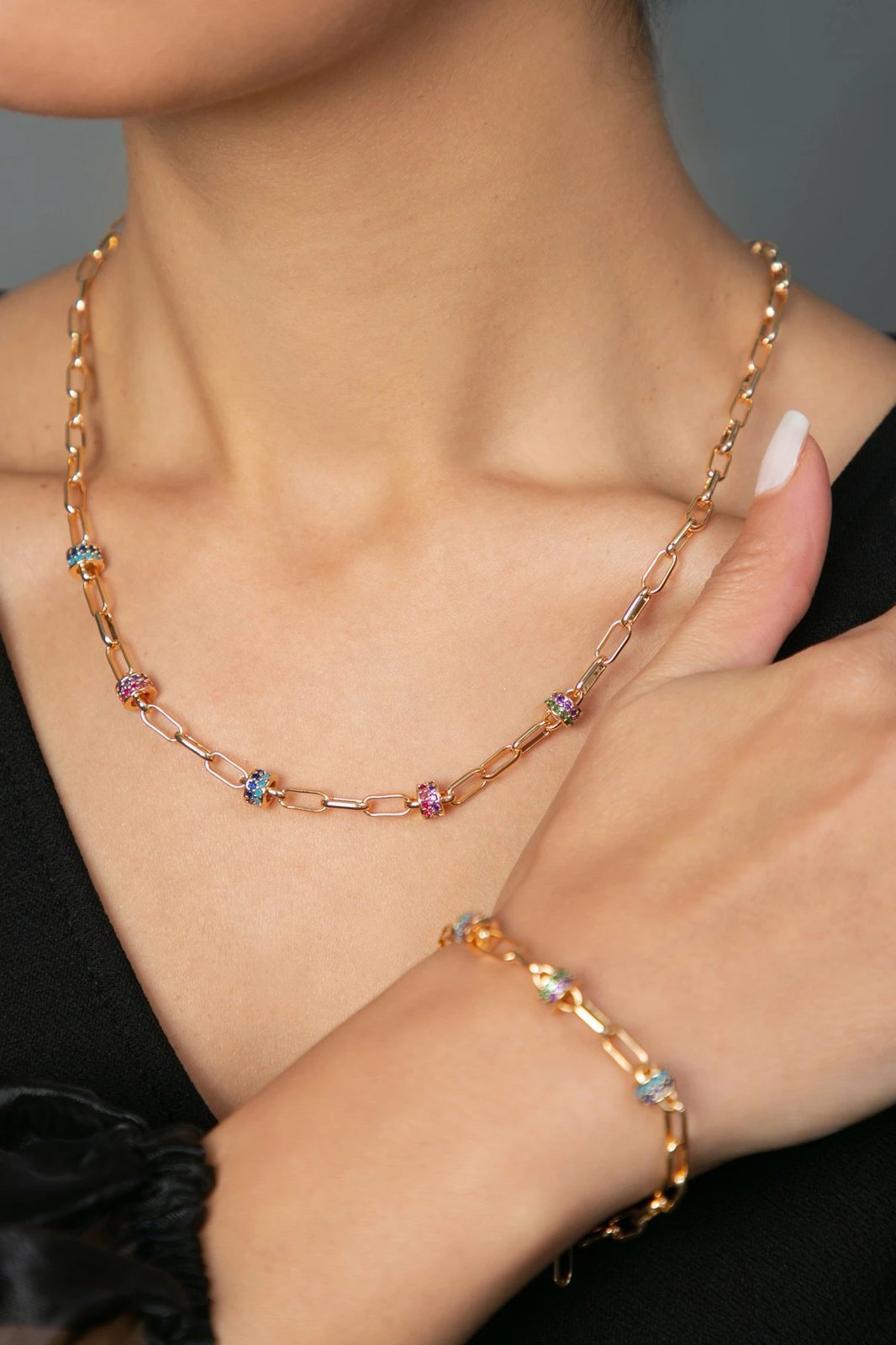 Set bizhuterish metalike, shumëngjyrëshe, Elika, CSET9450