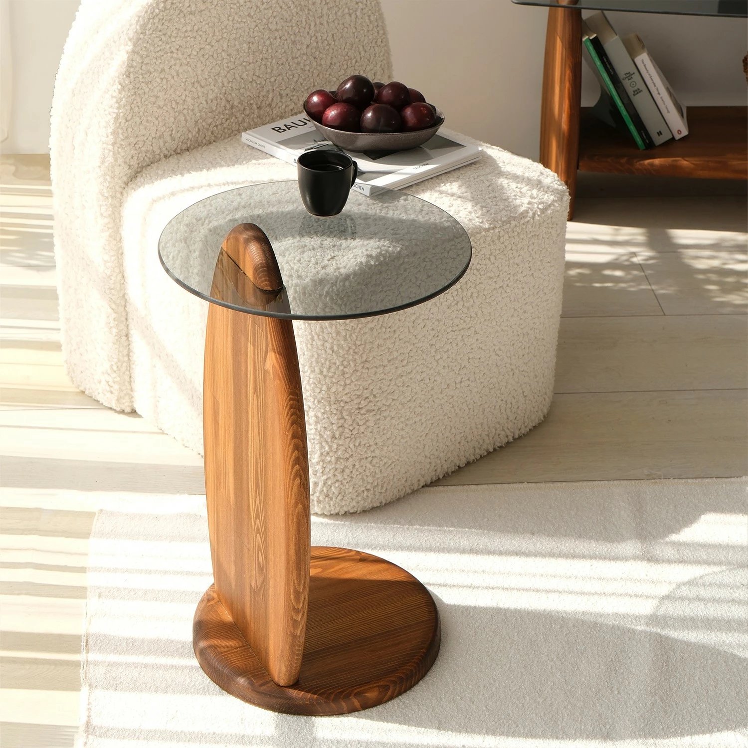 Tavolinë anësore Skye Decor, ngjyrë gështenjë, fume