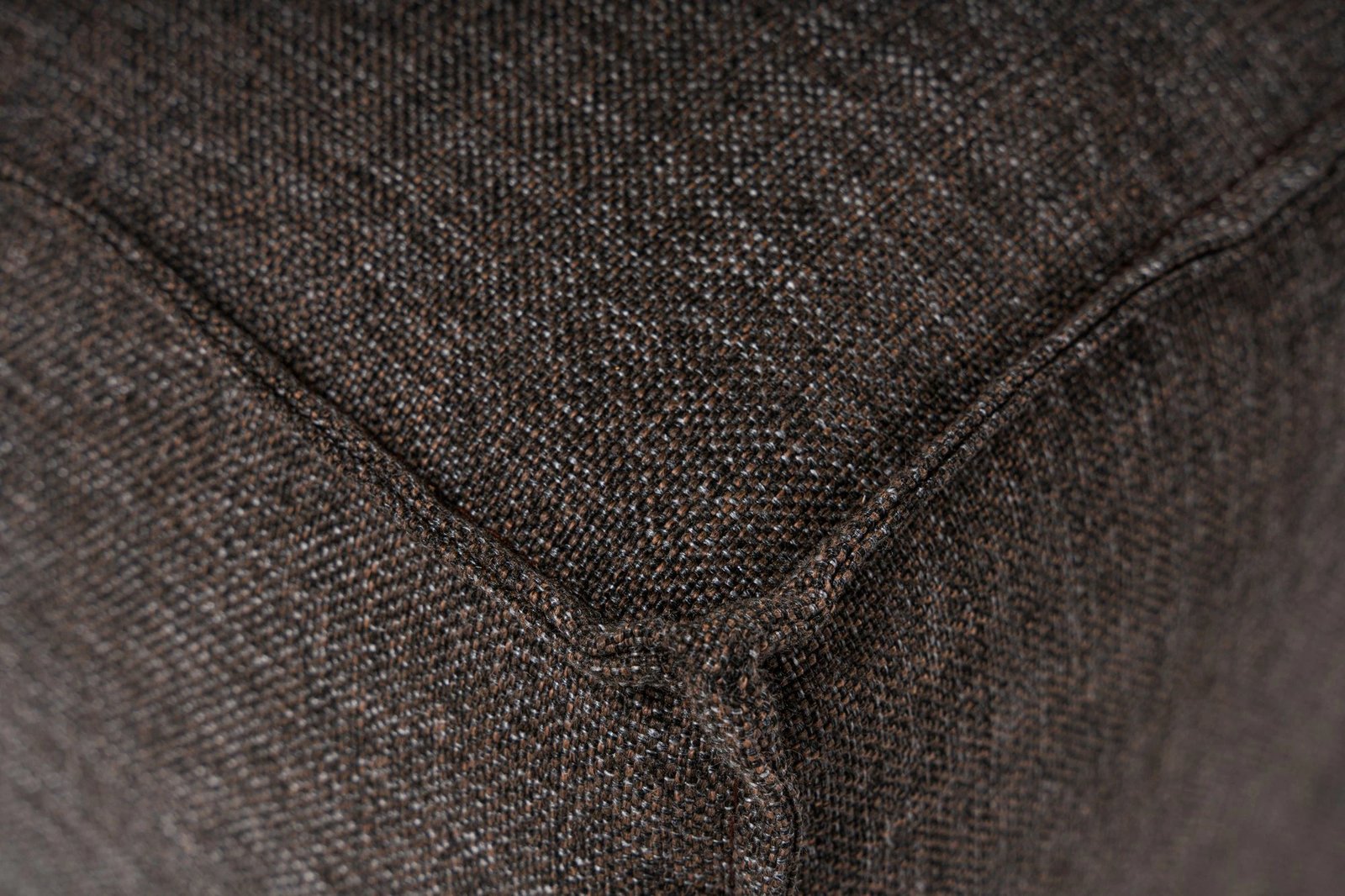 Këndollë Atelier del Sofa, Fora, ngjyrë kafe e errët