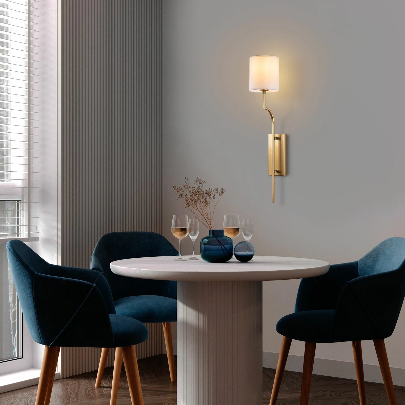 Llambë muri Opviq, Lumora - 15337, ngjyrë ari dhe e bardhë