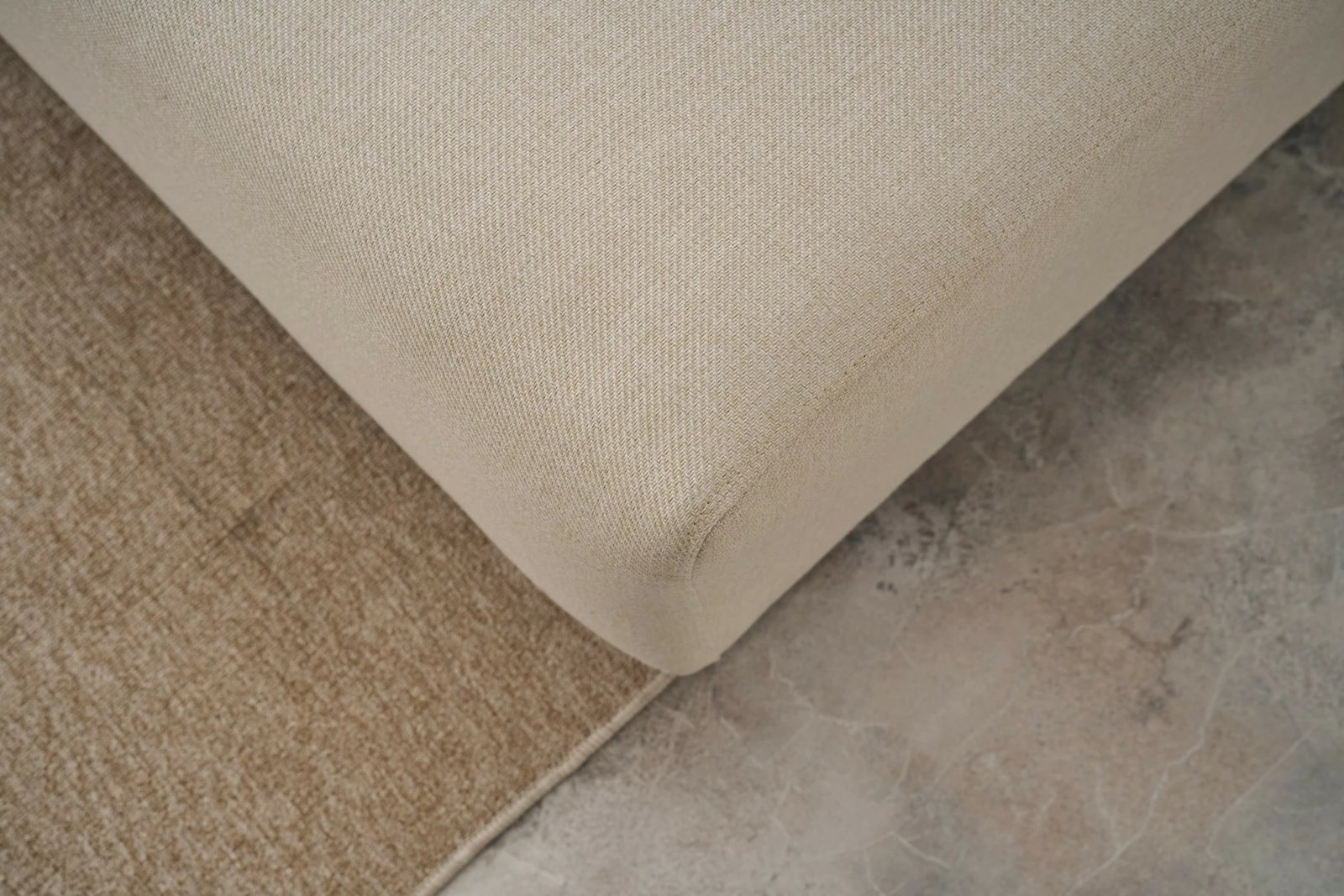 Kënd divan-krevat Atelier del Sofa, mane djathtas, ngjyrë krem