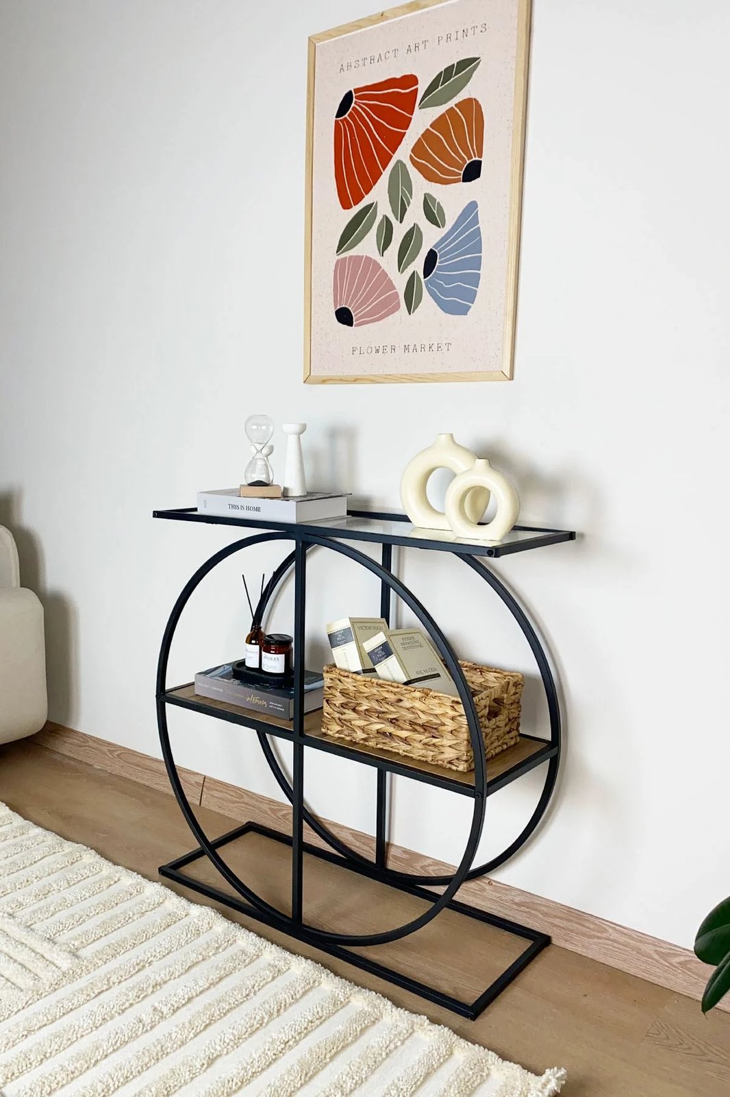 Komodë Hanah Home, ngjyrë Atlantic Pine, xham transparent