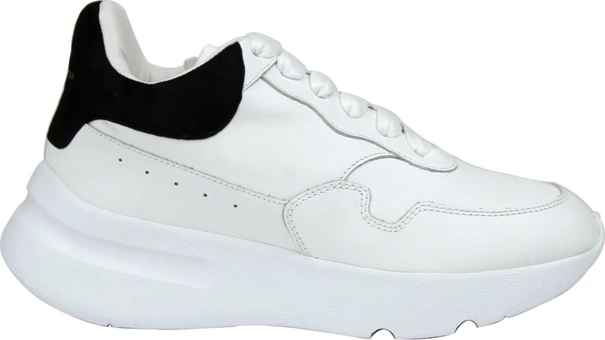 Atlete për femra Alexander McQueen, të bardha