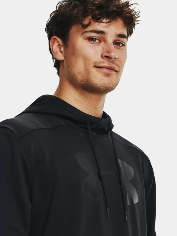 Duks për meshkuj Under Armour, i zi