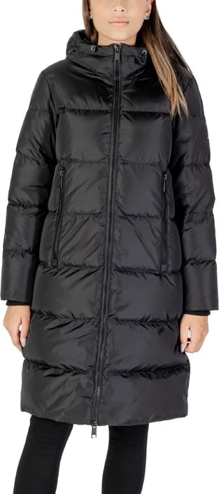 Jakne femra Armani Exchange, e zezë