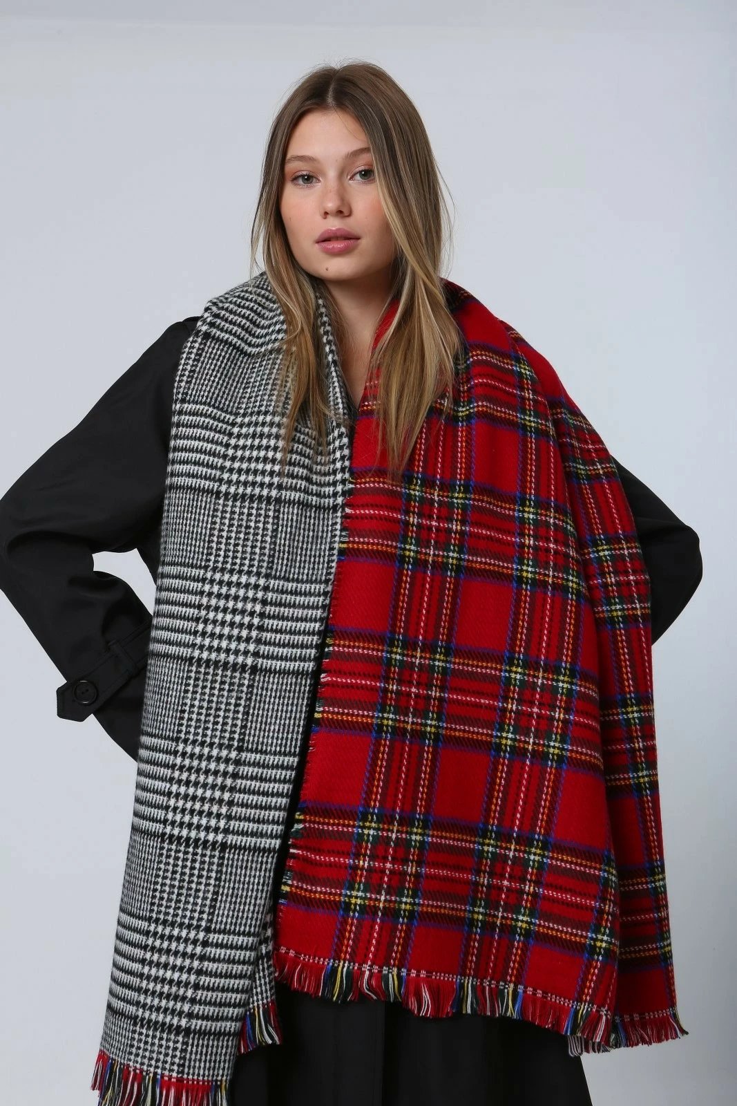 Shall i kuq Jumeon, Sal1214