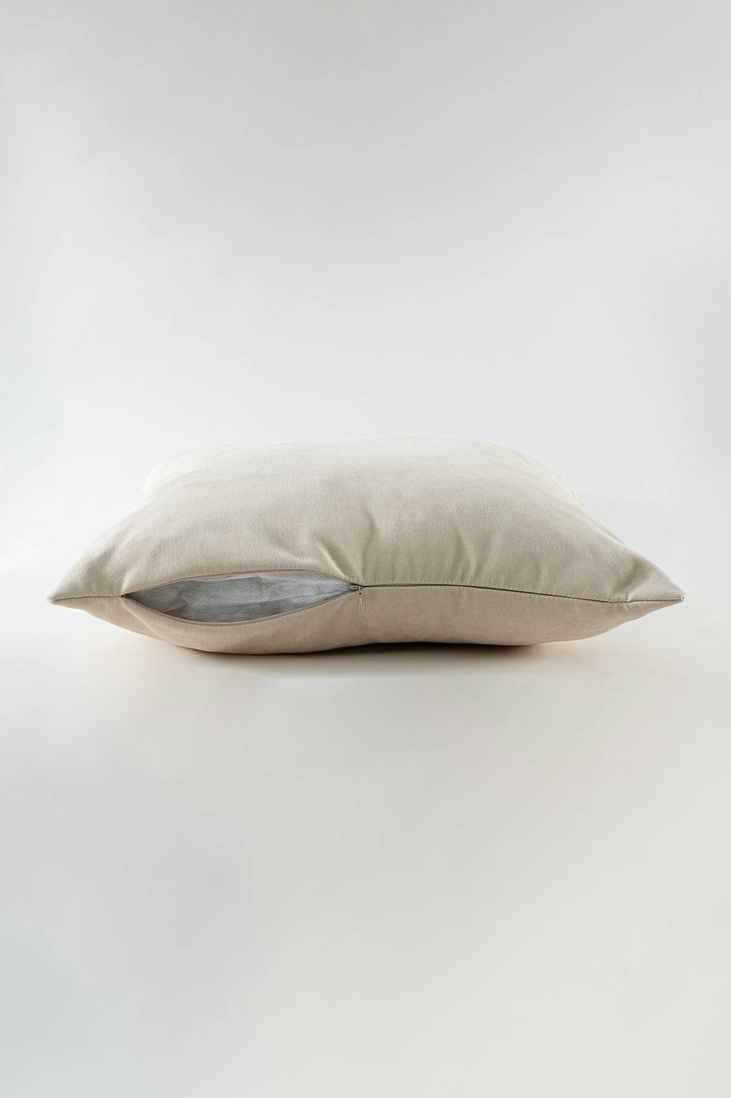 Jastëk mbështjellës krem Evila Originals, 45x45cm