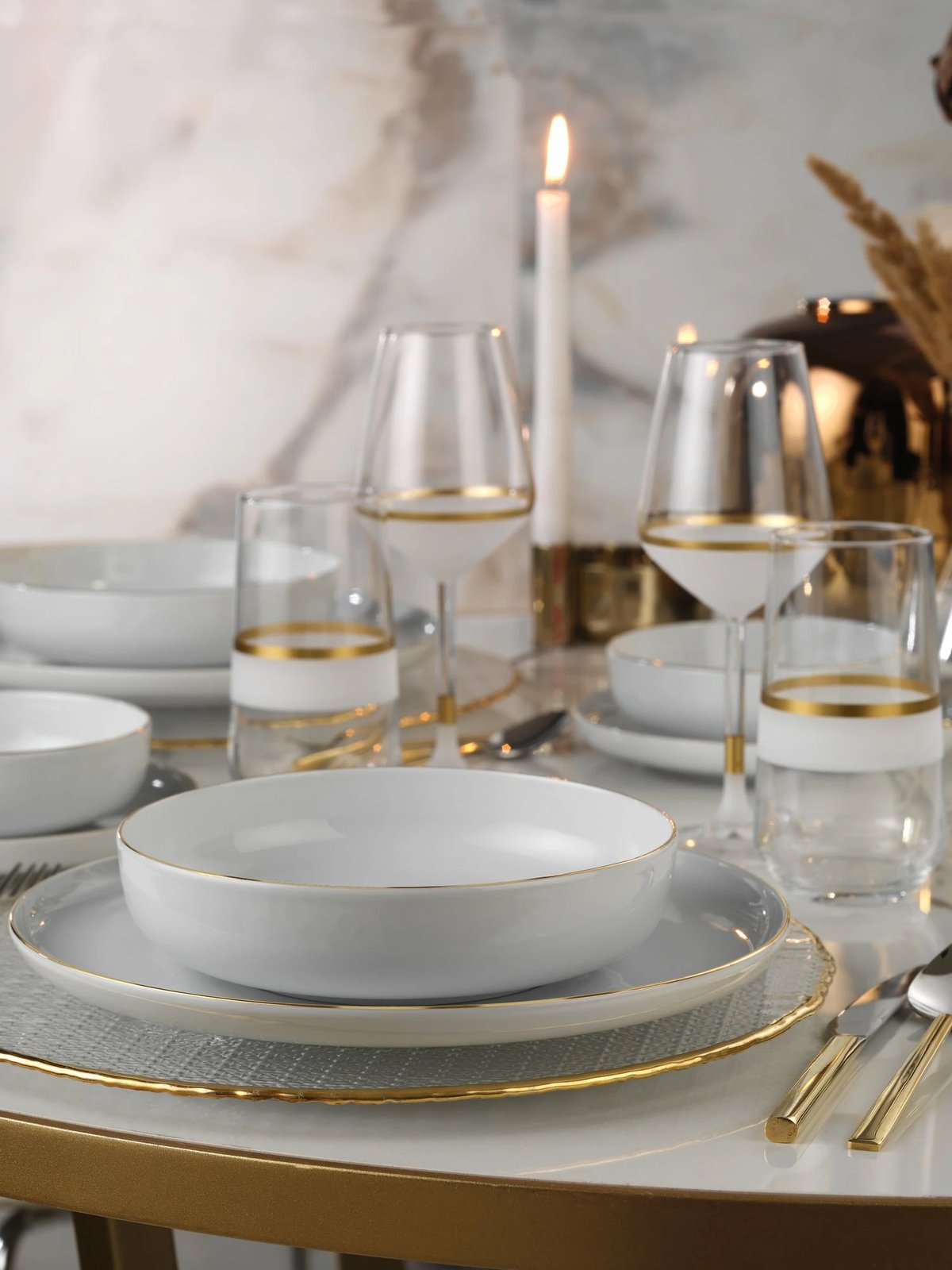 Set enësh për drekë (24 copë), Hermia Concept, MOD24Y220, ngjyrë ari dhe e bardhë