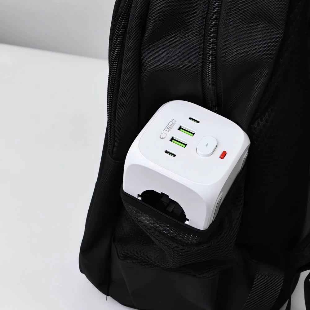 Prizë Tech-Protect PCL3X4 me 3 dalje Schuko, 2x USB-A, 2x USB-C, e bardhë